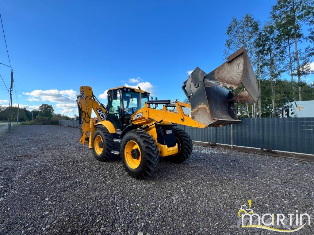 JCB 4 CX Pro لوادر ذات جرافات عكسية
