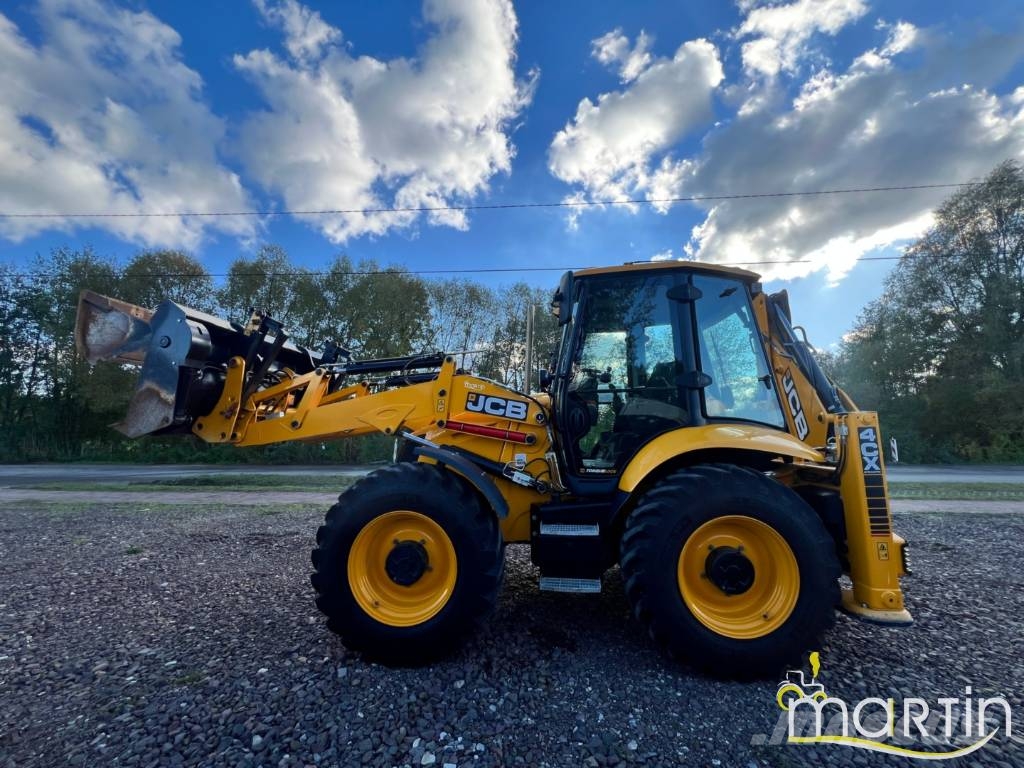 JCB 4 CX Pro لوادر ذات جرافات عكسية