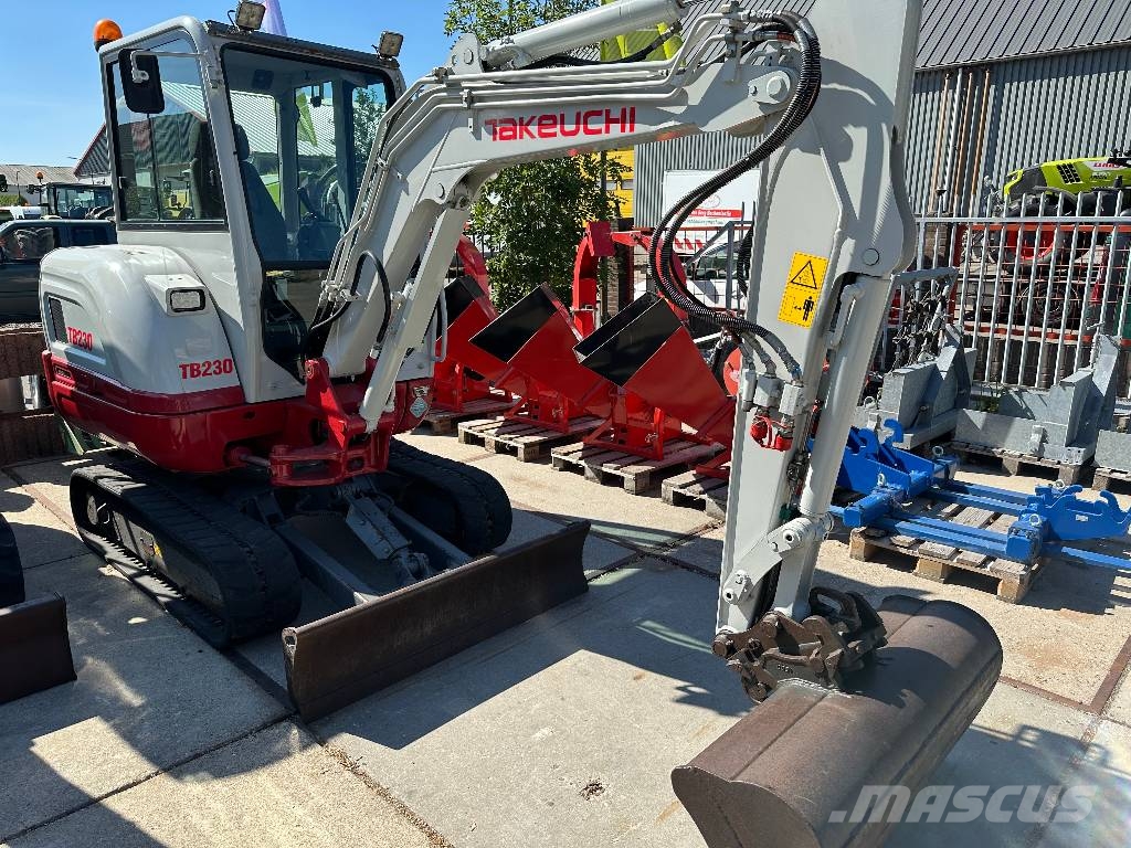 Takeuchi TB 230 Miniexcavadoras