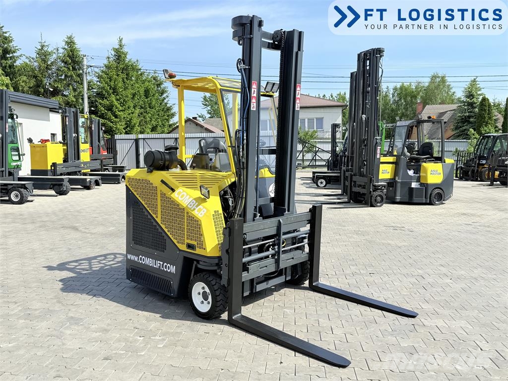 Combilift CB3000 / GAS / DUPLEX 4000MM / FORK-POSITIONER / S شاحنة المناولة رباعية الاتجاهات