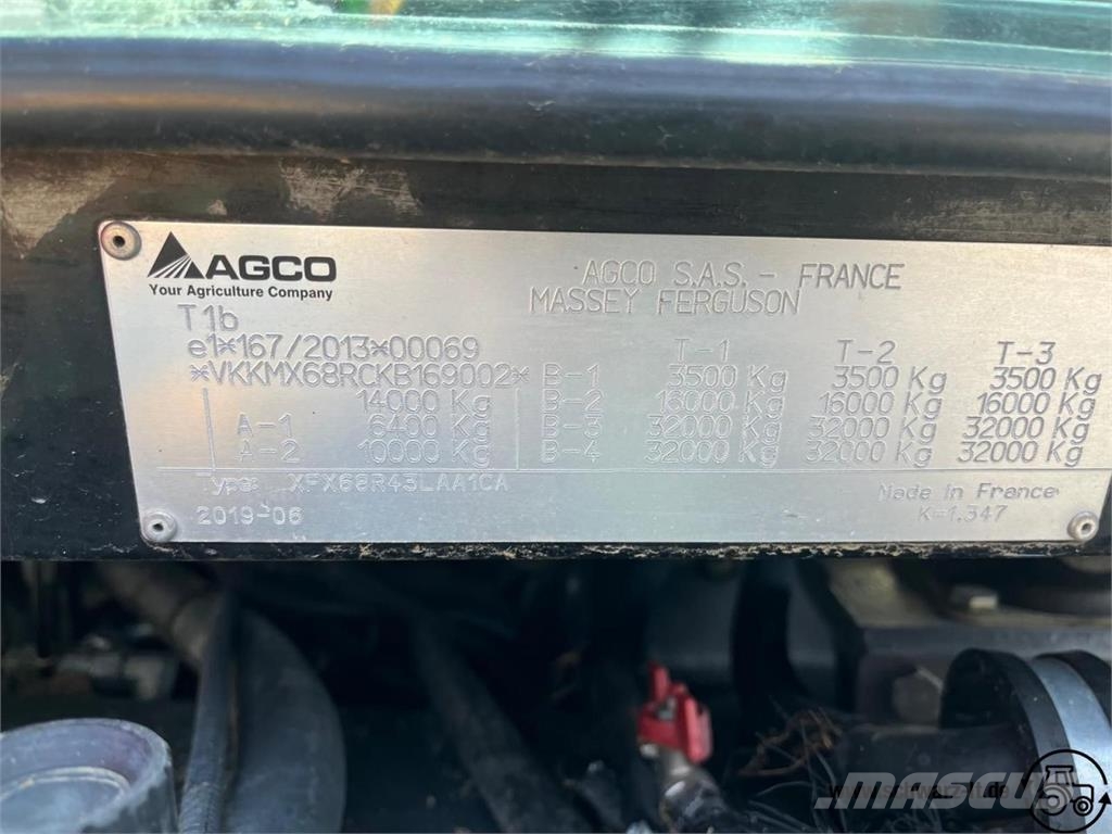 Massey Ferguson 7726 S Traktorer