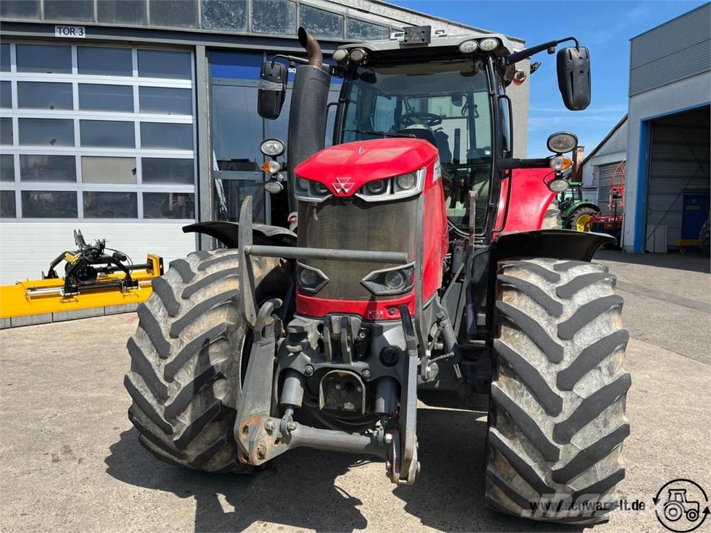 Massey Ferguson 7726 S Traktorer