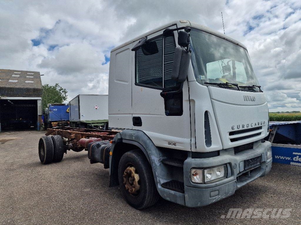 Iveco ML150E21 EUROCARGO 平板车