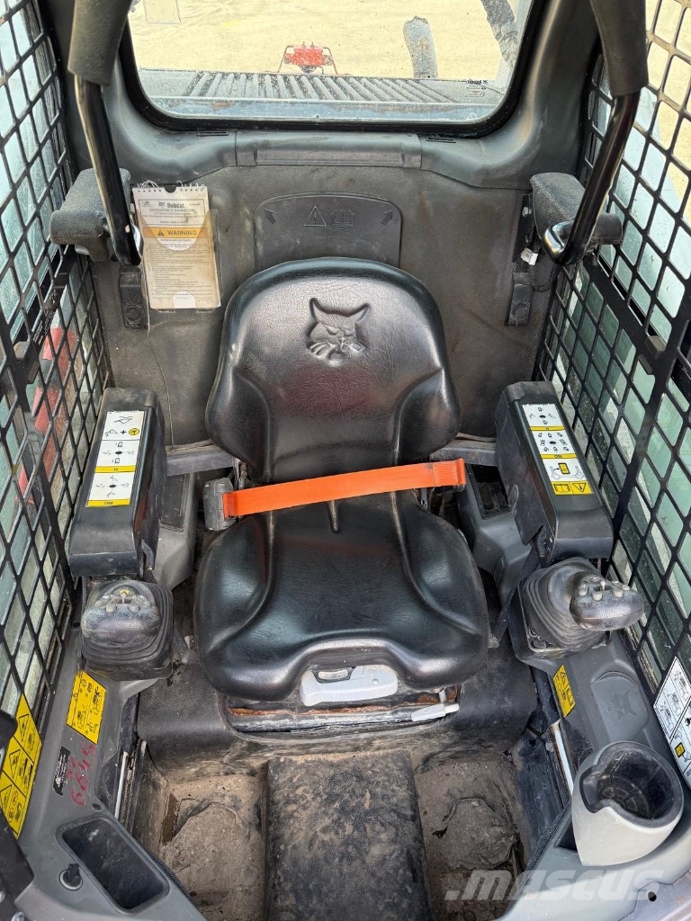 Bobcat S 530 Lietoti riteņu kompaktiekrāvēji