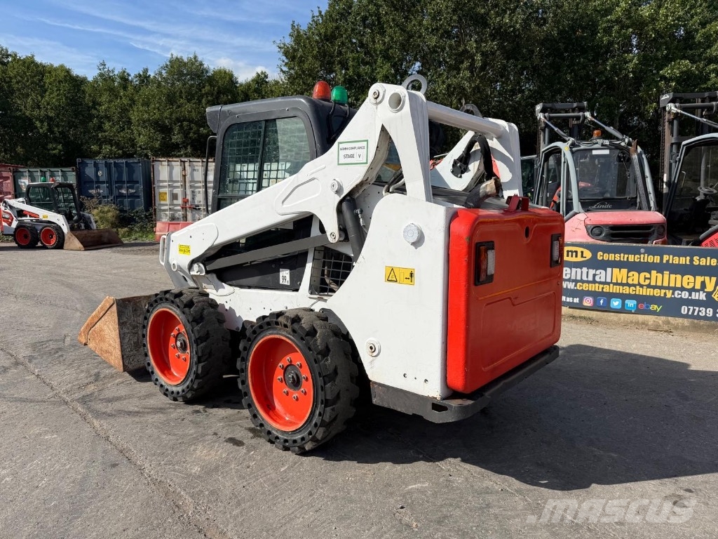 Bobcat S 530 Lietoti riteņu kompaktiekrāvēji