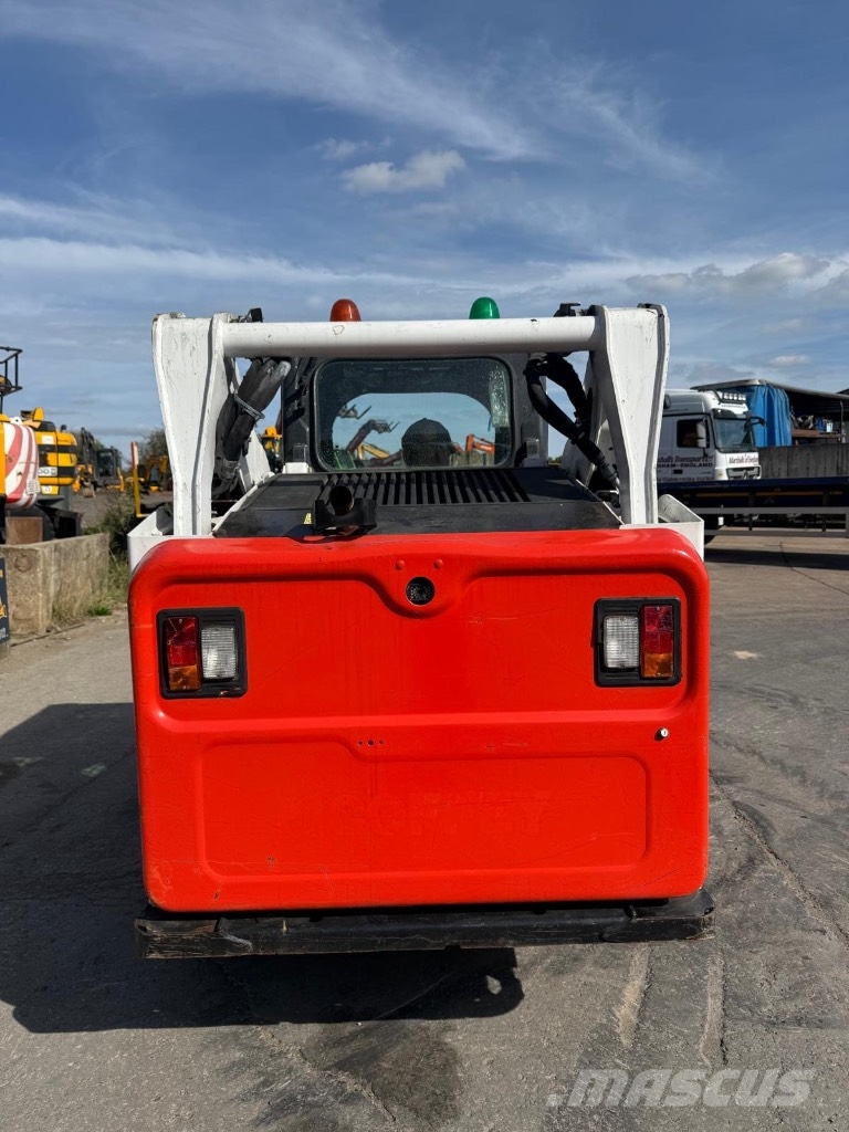 Bobcat S 530 Lietoti riteņu kompaktiekrāvēji