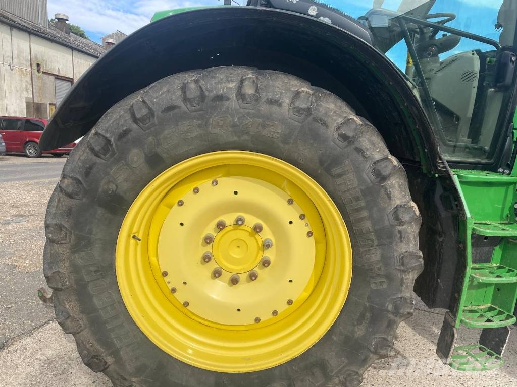 John Deere 6175 R Трактори