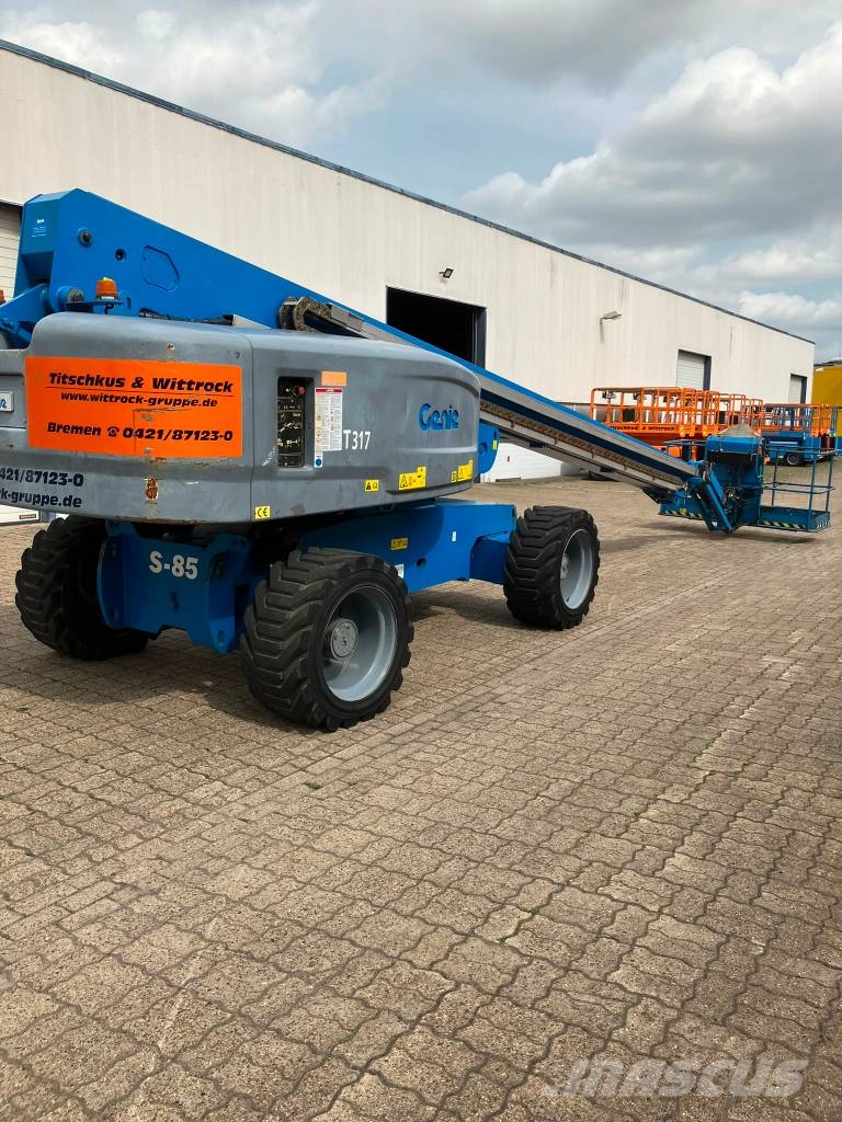 Genie S85 Plataformas con brazo de elevación telescópico