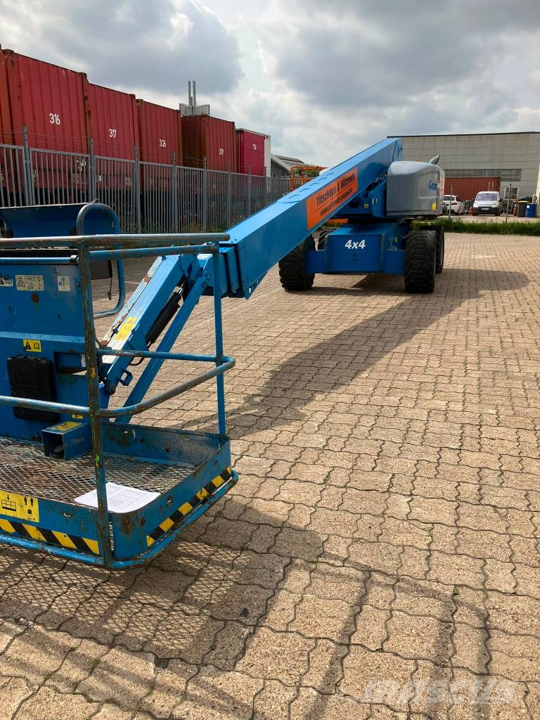 Genie S85 Plataformas con brazo de elevación telescópico