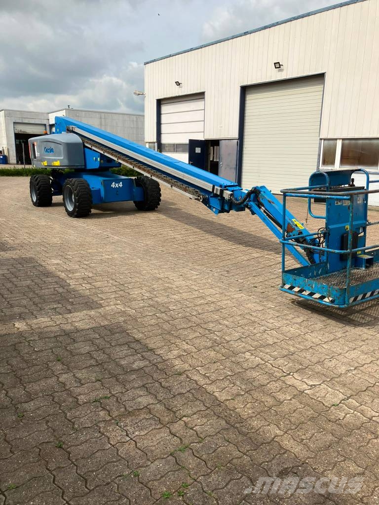 Genie S85 Plataformas con brazo de elevación telescópico