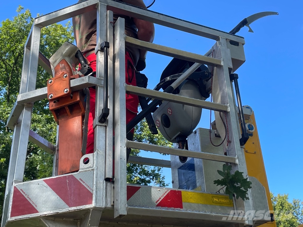 Palfinger P 370 KS 4x4 Avtokošare