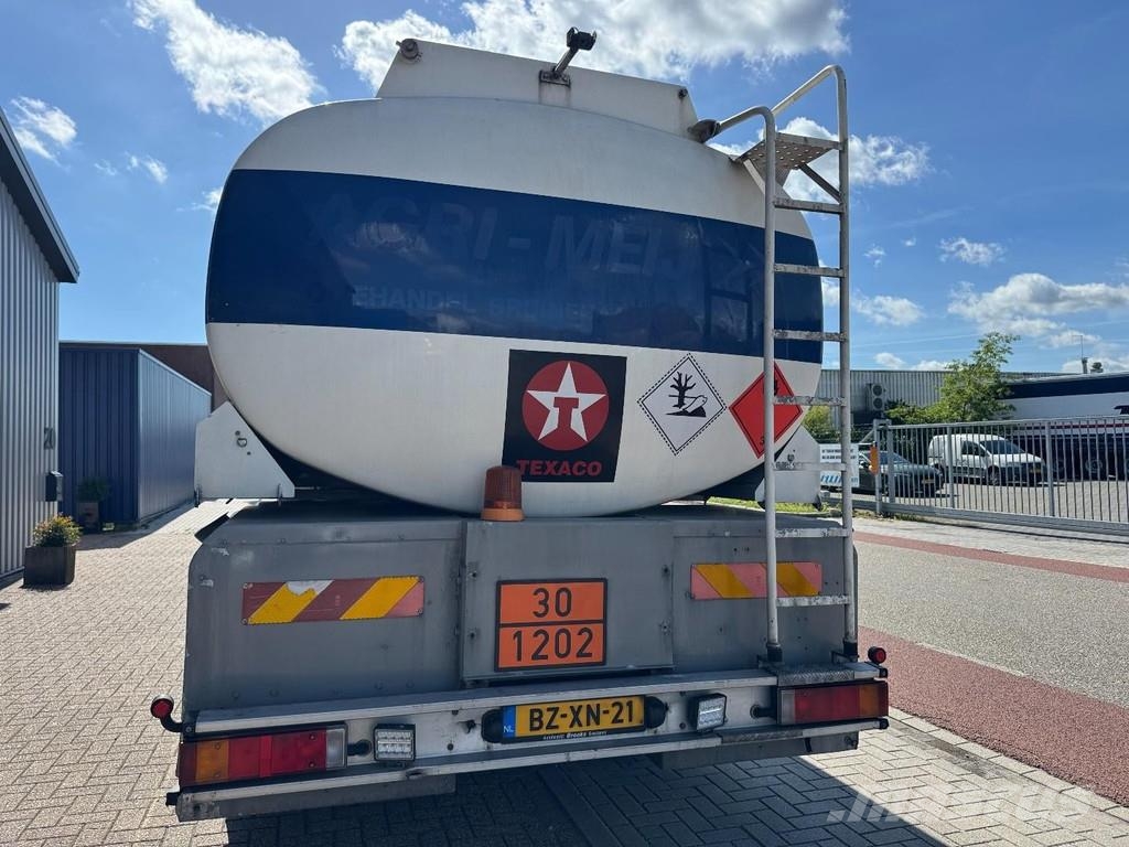 MAN TGA 26.313, Fuel, 5 compartments, 19 M3, Pump, ADR Camiones cisternas