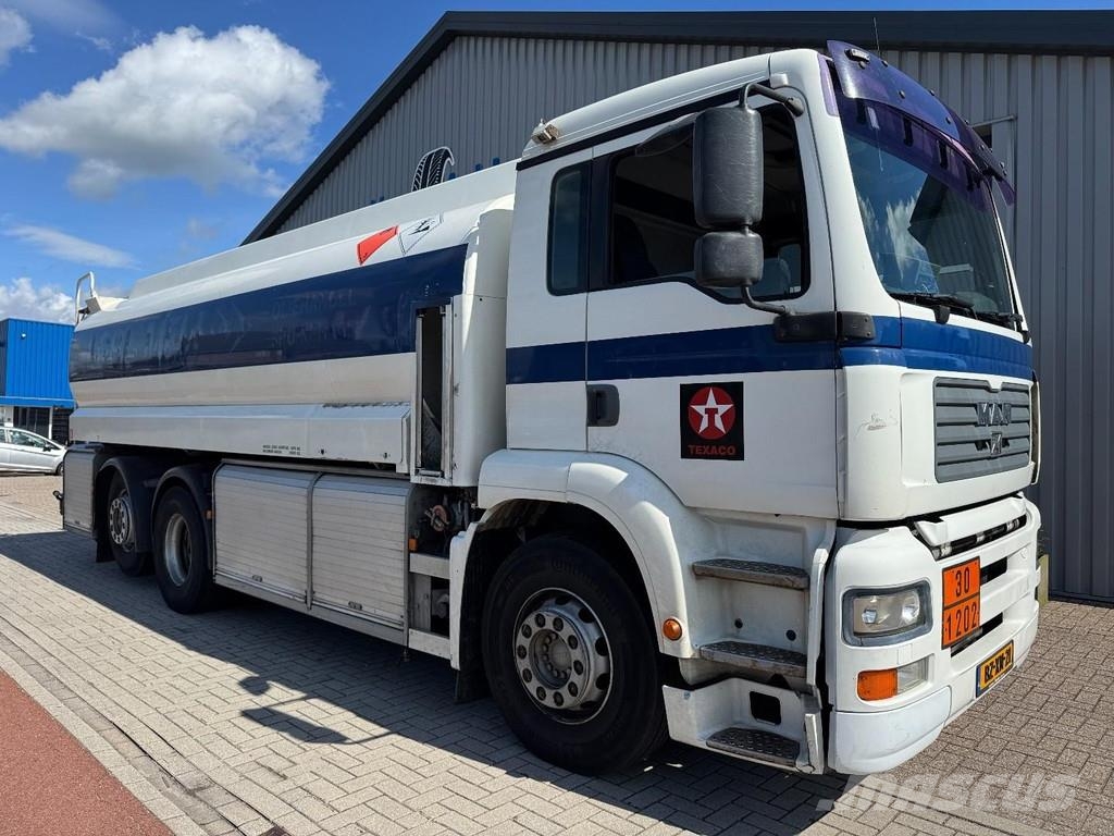 MAN TGA 26.313, Fuel, 5 compartments, 19 M3, Pump, ADR Camiones cisternas