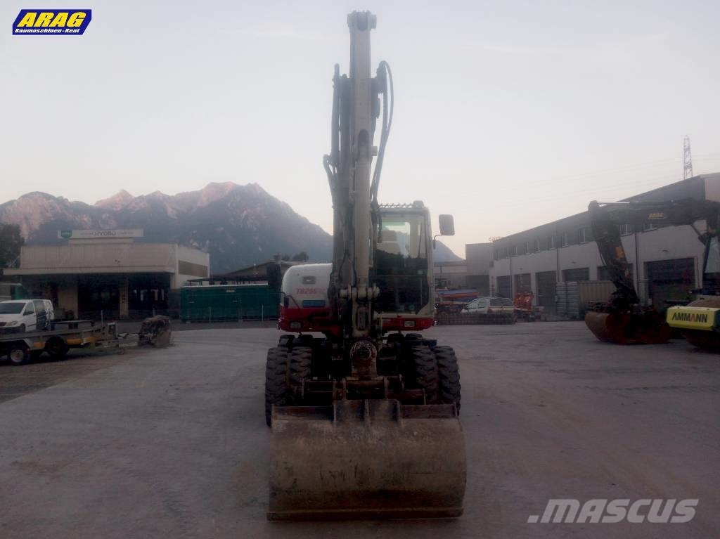 Takeuchi TB 295 W 轮式挖掘机