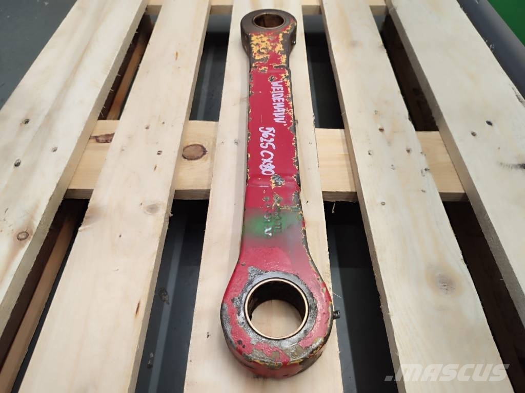 Weidemann 5625 CX80 arm connector Booms and arms