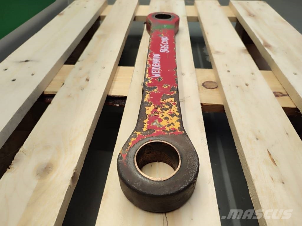Weidemann 5625 CX80 arm connector Booms and arms