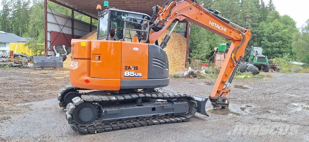 Hitachi ZX85US-6 med Engcon EC209, grip. Crawler excavators