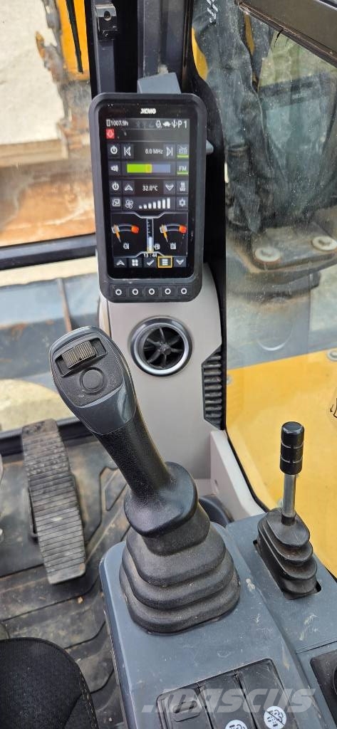 XCMG XE 80 E Midi excavators 7t - 12t