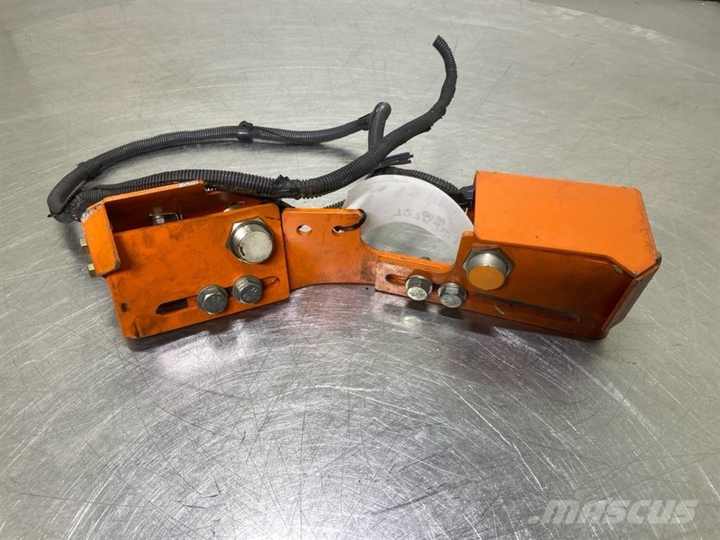 Hitachi ZW310TPD-6-Sensor Електроники