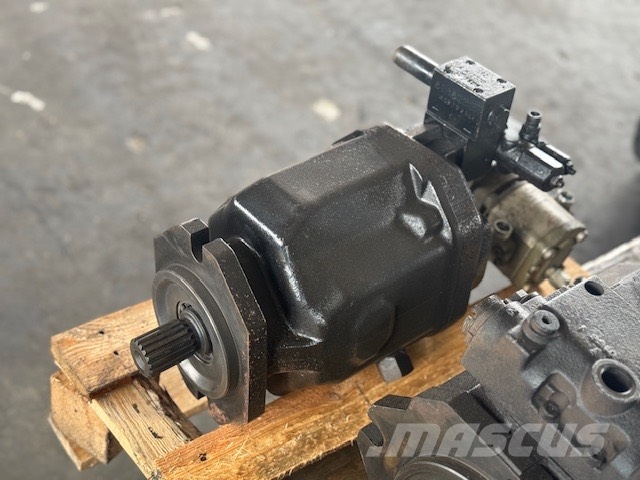 Liebherr LR 634 USED HYDRAULIC POMP FIRE DEMAGED هيدروليات