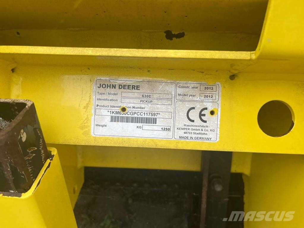 John Deere 630C Feldhäcksler