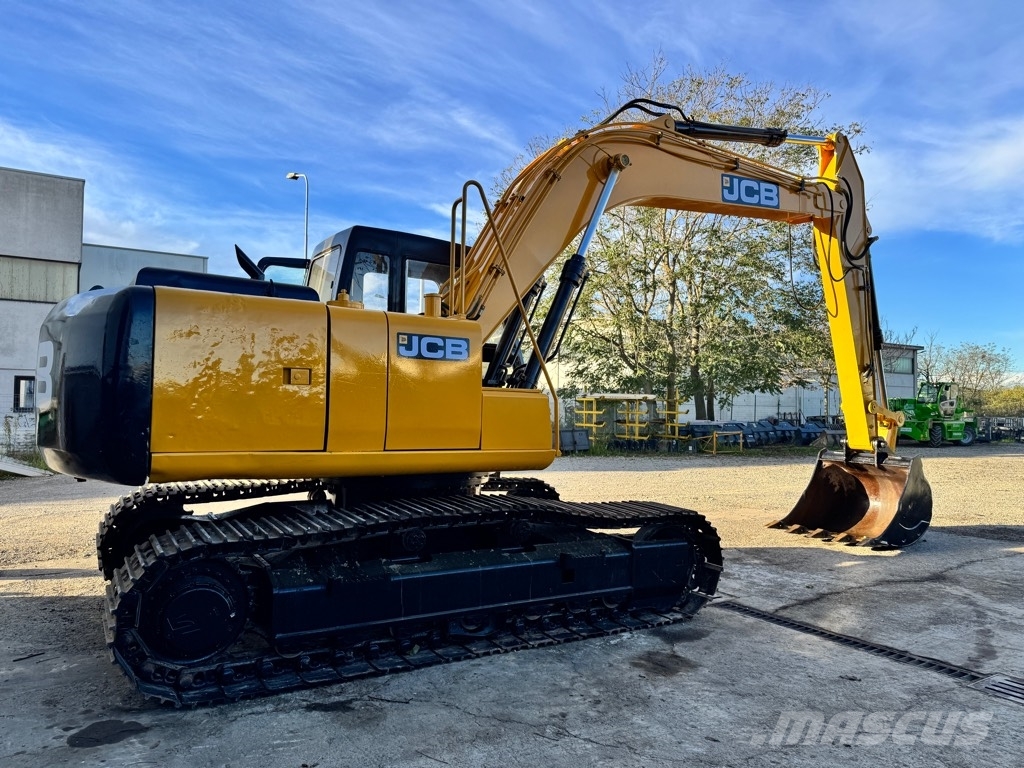 JCB JS 160 LC Paletli ekskavatörler