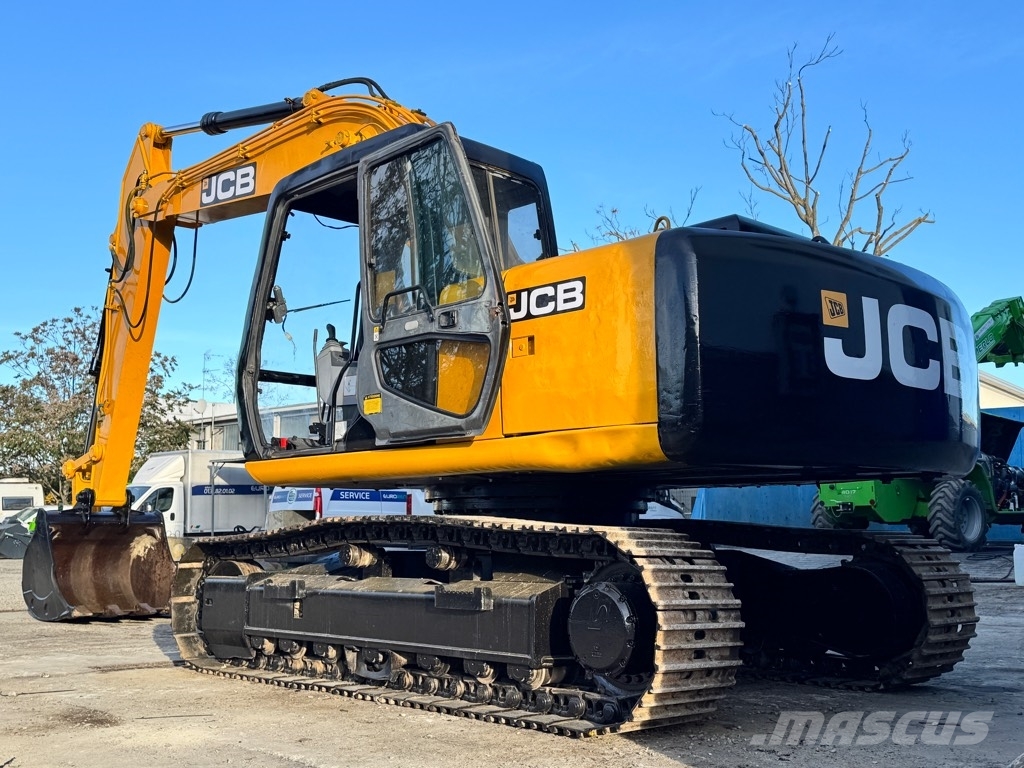 JCB JS 160 LC Paletli ekskavatörler
