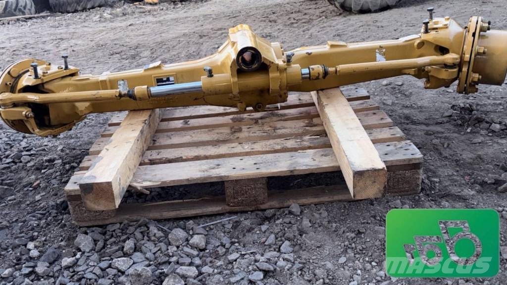 CAT 432E Front Axle CATERPILLAR 543-7930 Front Axle Z Alusta ja jousitus