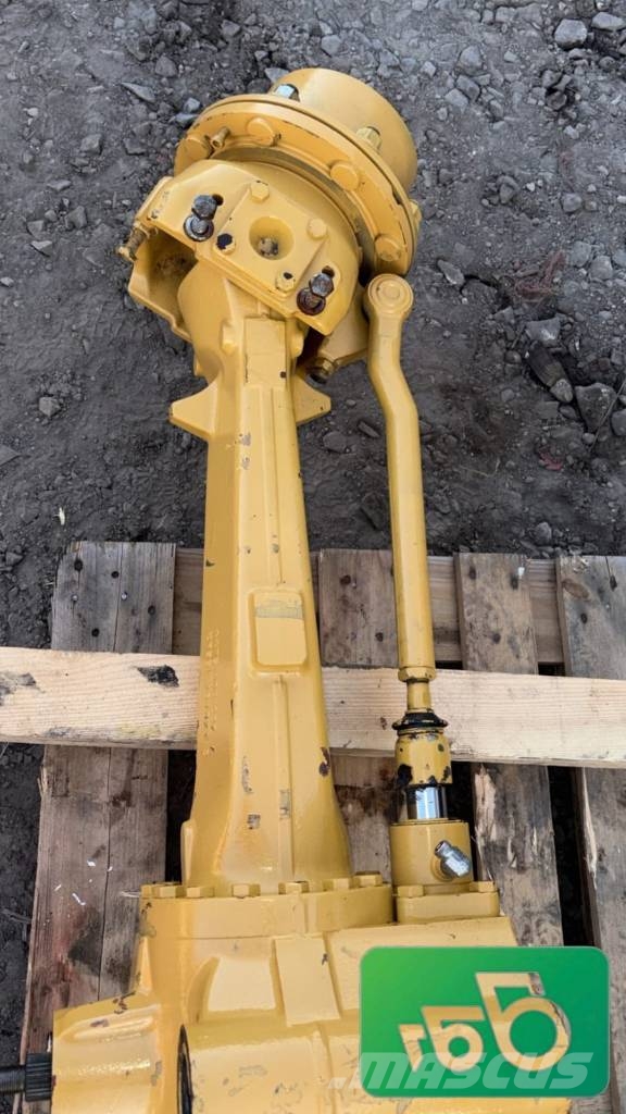 CAT 432E Front Axle CATERPILLAR 543-7930 Front Axle Z Alusta ja jousitus