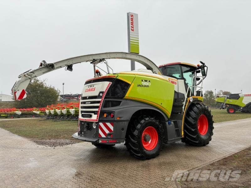 CLAAS JAGUAR 980 T4 Selbstfahrende Häcksler
