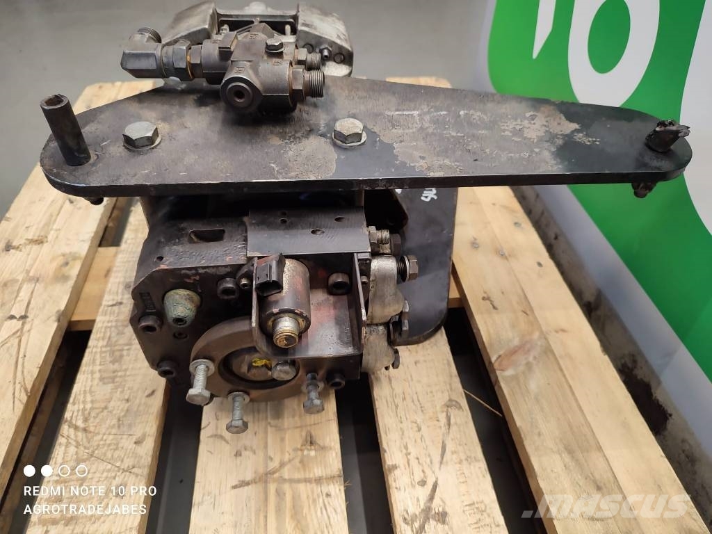 JCB Travel motor 332/F2191 HMV105-02-2712 JCB 520-40 Engines