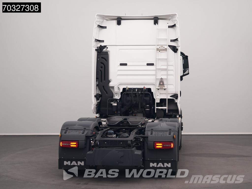 MAN TGX 26.520 6X2 NEW! GX Lifting axle Parkingcooler Prime Movers