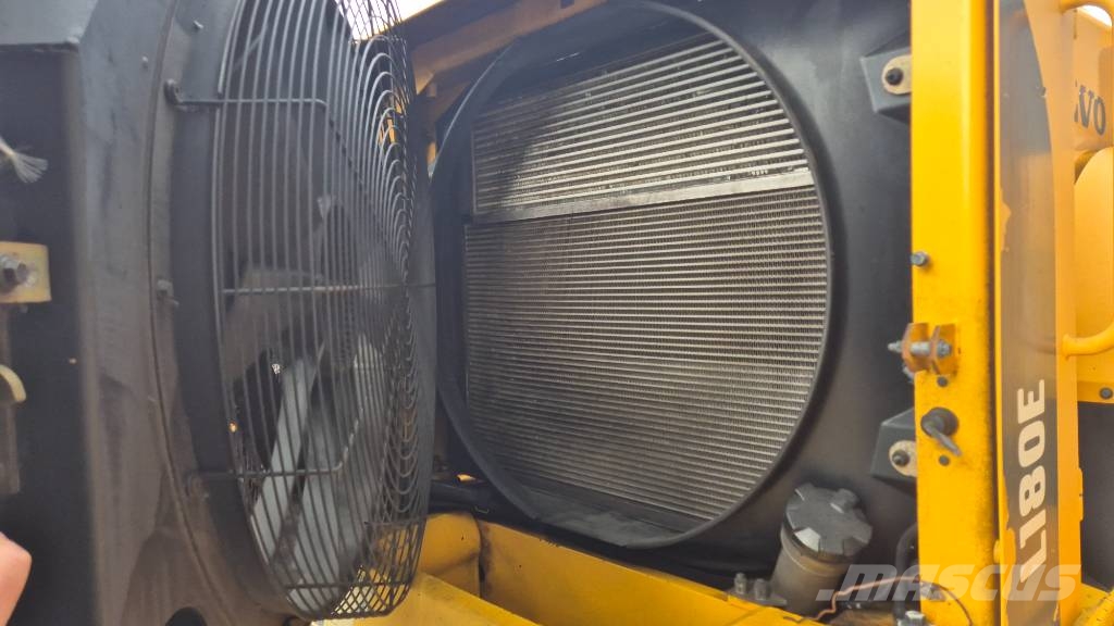 Volvo L 180 E Incarcator pe pneuri