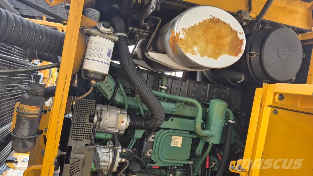 Volvo L 180 E Incarcator pe pneuri