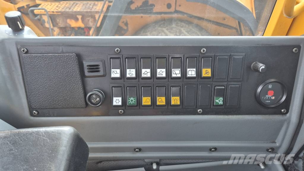 Volvo L 180 E Incarcator pe pneuri