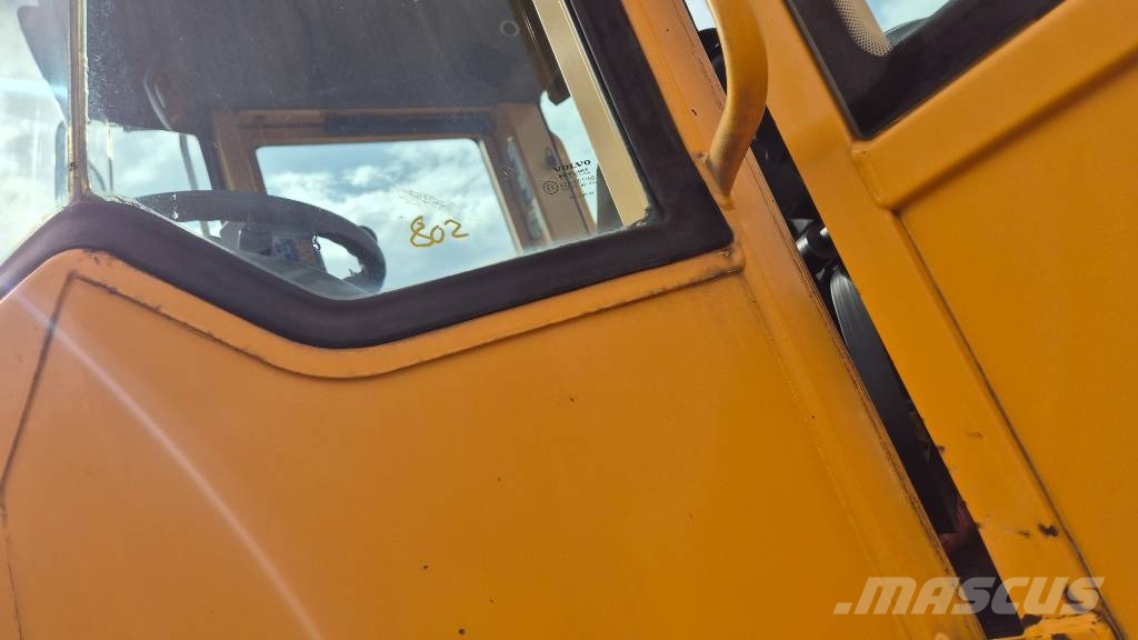 Volvo L 180 E Incarcator pe pneuri