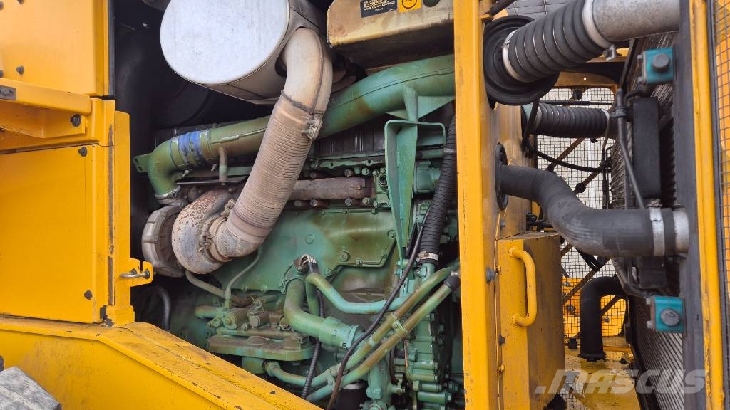 Volvo L 180 E Incarcator pe pneuri