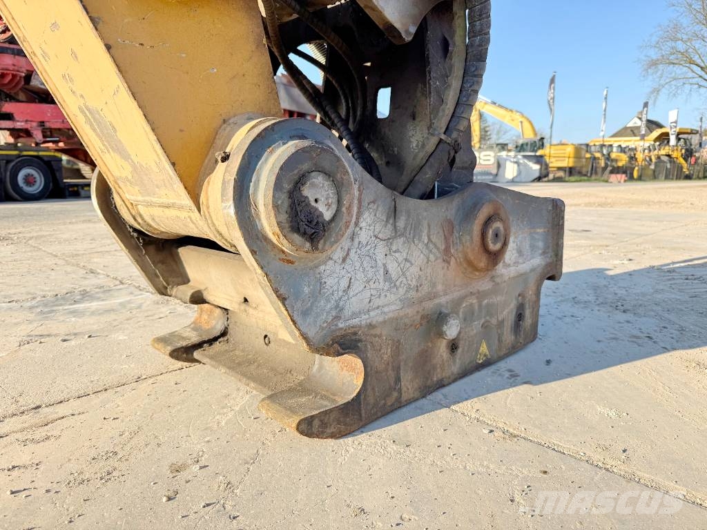 Liebherr R944C UHD - 23 Meter Demolition Hydr Undercarriage Εκσκαφείς κατεδαφίσεων