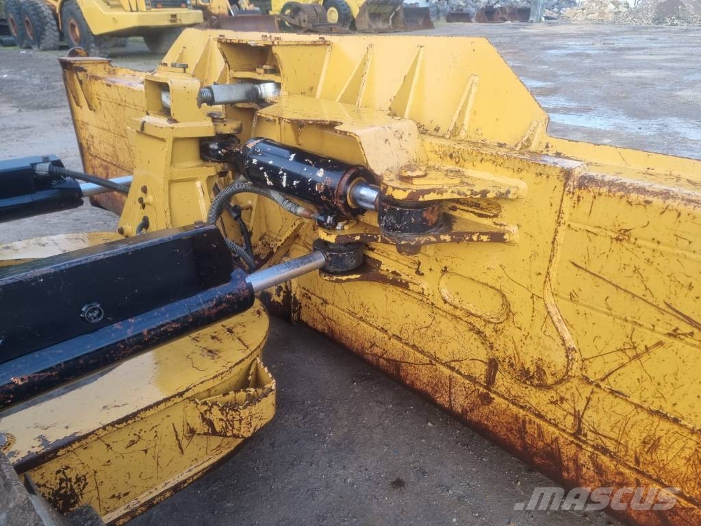 CAT D 6 N LGP 履帶推土機