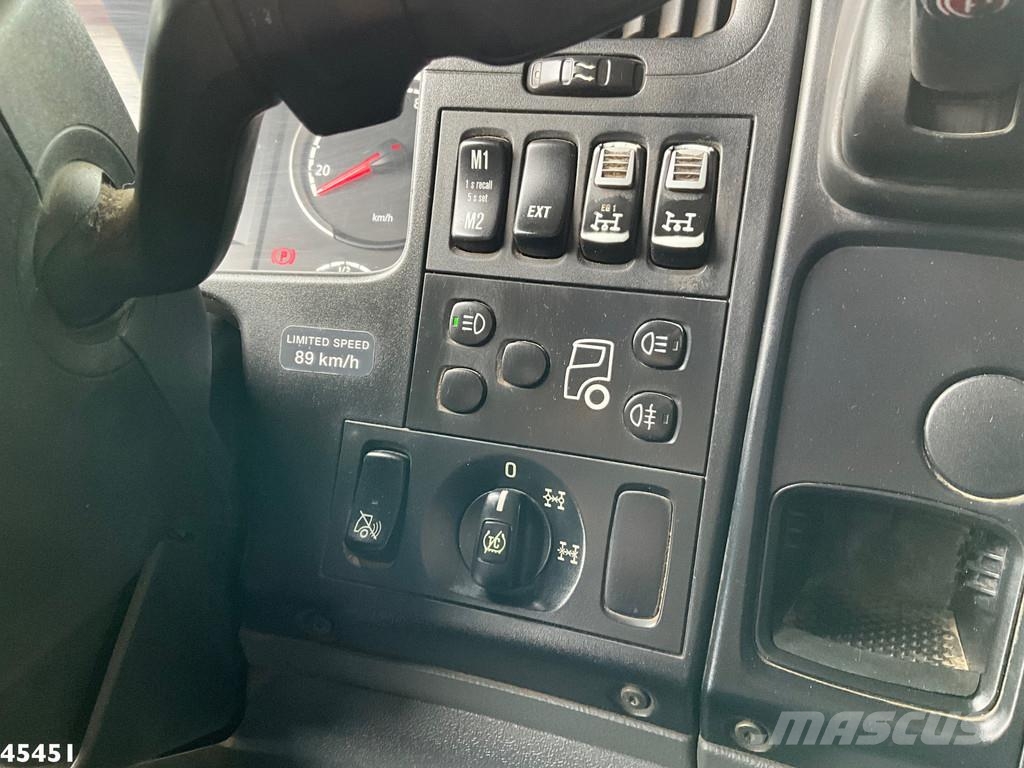 Scania P 410 8x4 Euro 6 Palfinger 14 Tonmeter Z-kraan Hákový nosič kontajnerov
