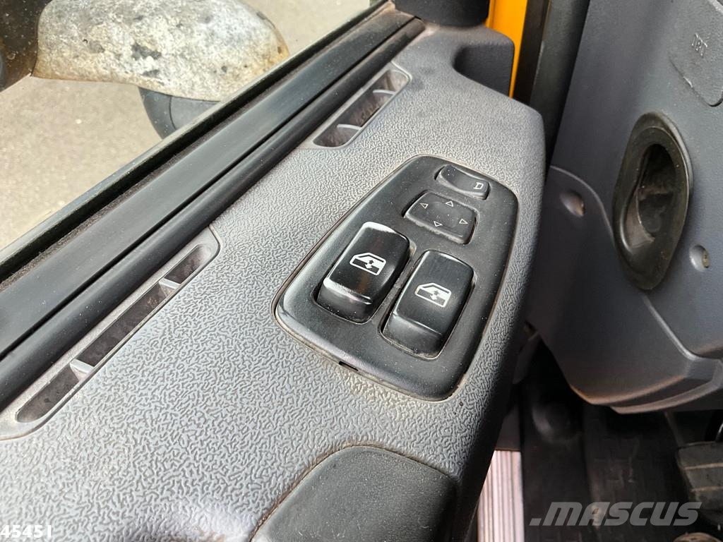 Scania P 410 8x4 Euro 6 Palfinger 14 Tonmeter Z-kraan 工程吊钩车