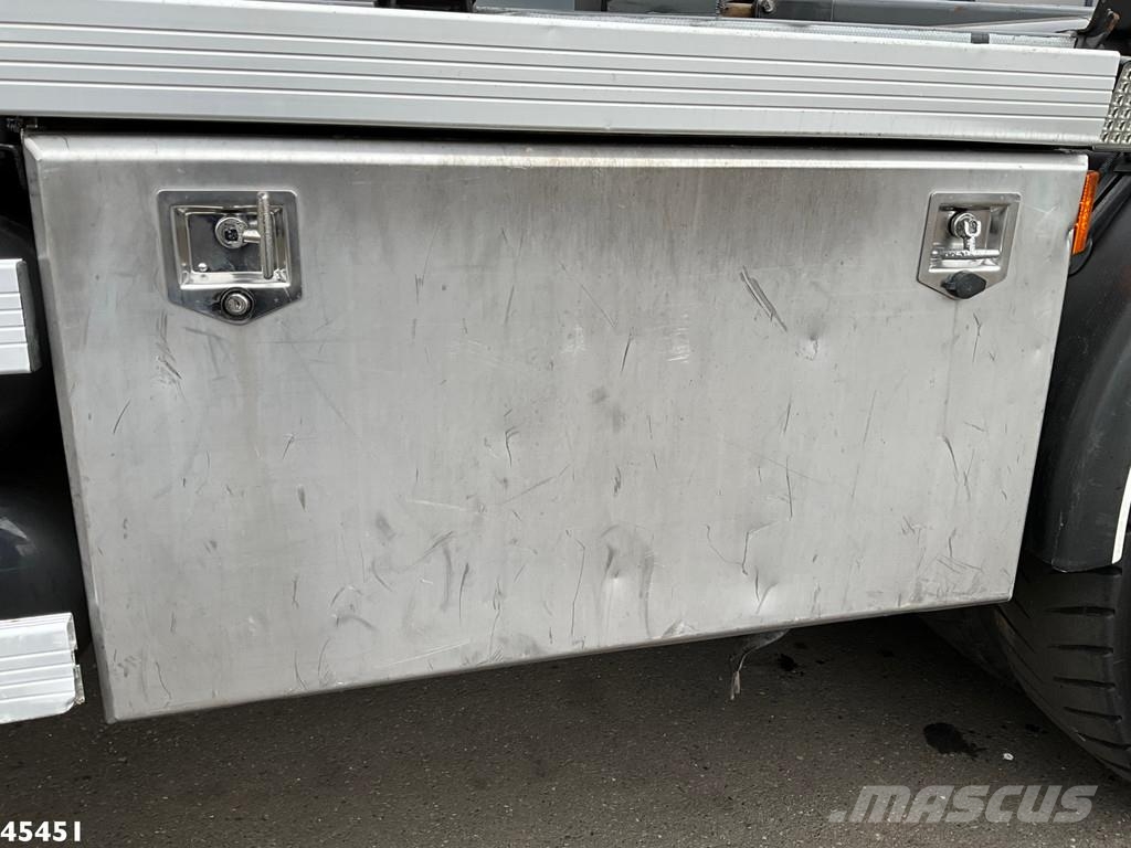 Scania P 410 8x4 Euro 6 Palfinger 14 Tonmeter Z-kraan 工程吊钩车