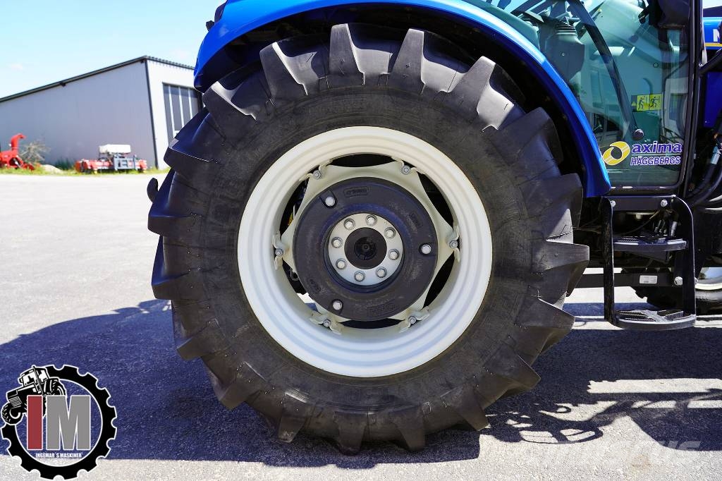 NEW HOLLAND T4.65S / WWU983 Tractors