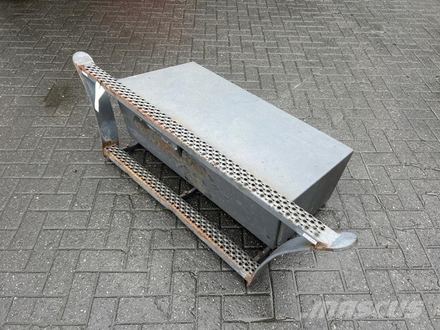 Terex TW150-6105515/6105516-Stair panel/Trittstufen الشاسيه والتعليق
