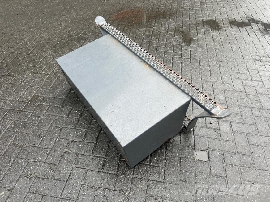 Terex TW150-6105515/6105516-Stair panel/Trittstufen الشاسيه والتعليق