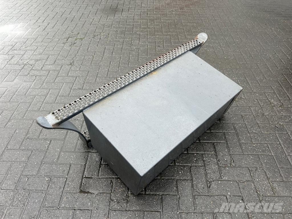 Terex TW150-6105515/6105516-Stair panel/Trittstufen الشاسيه والتعليق