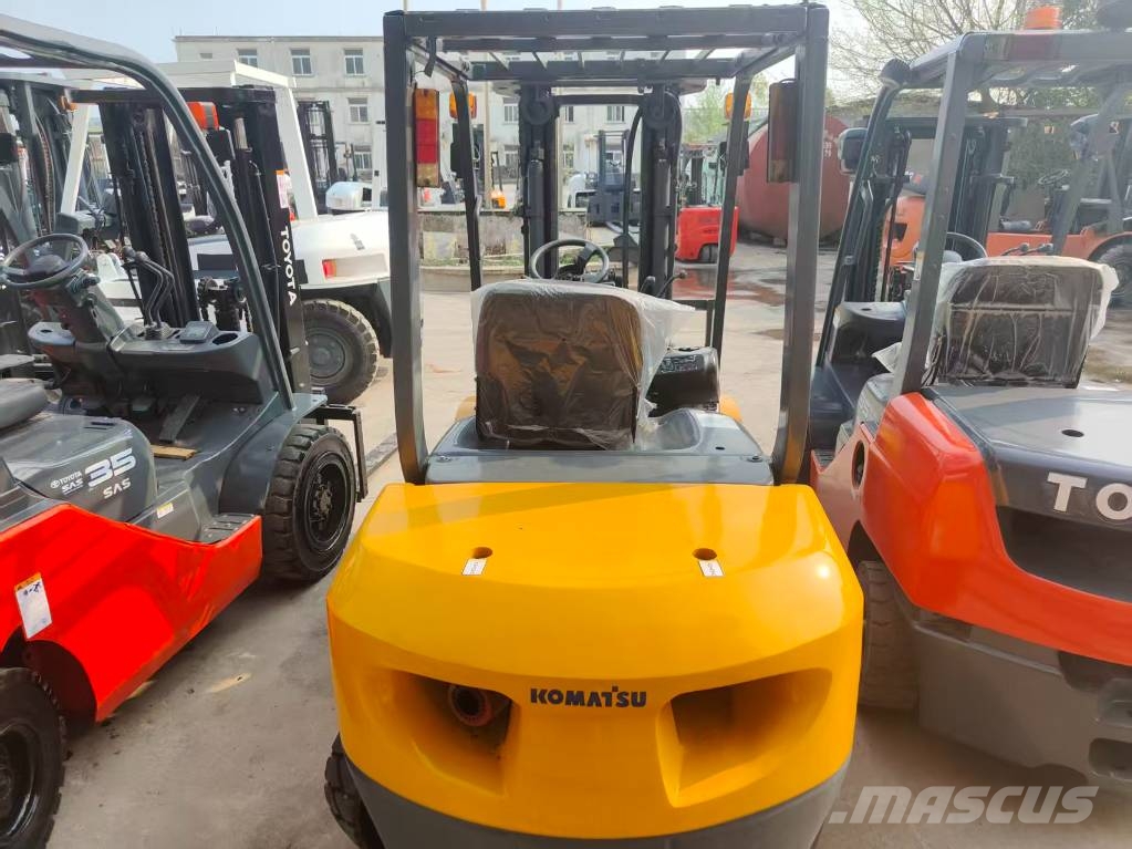 Komatsu FD 30 T-17 Stivuitor diesel
