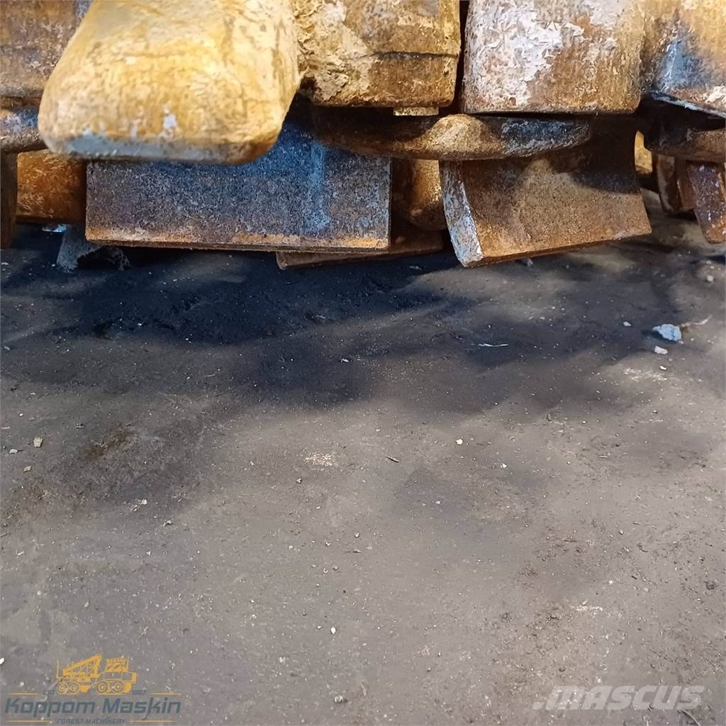 XL Traction Float HD Wide Sym 780/50x28,5 Used/Be Lánctalpak, láncok és futóművek