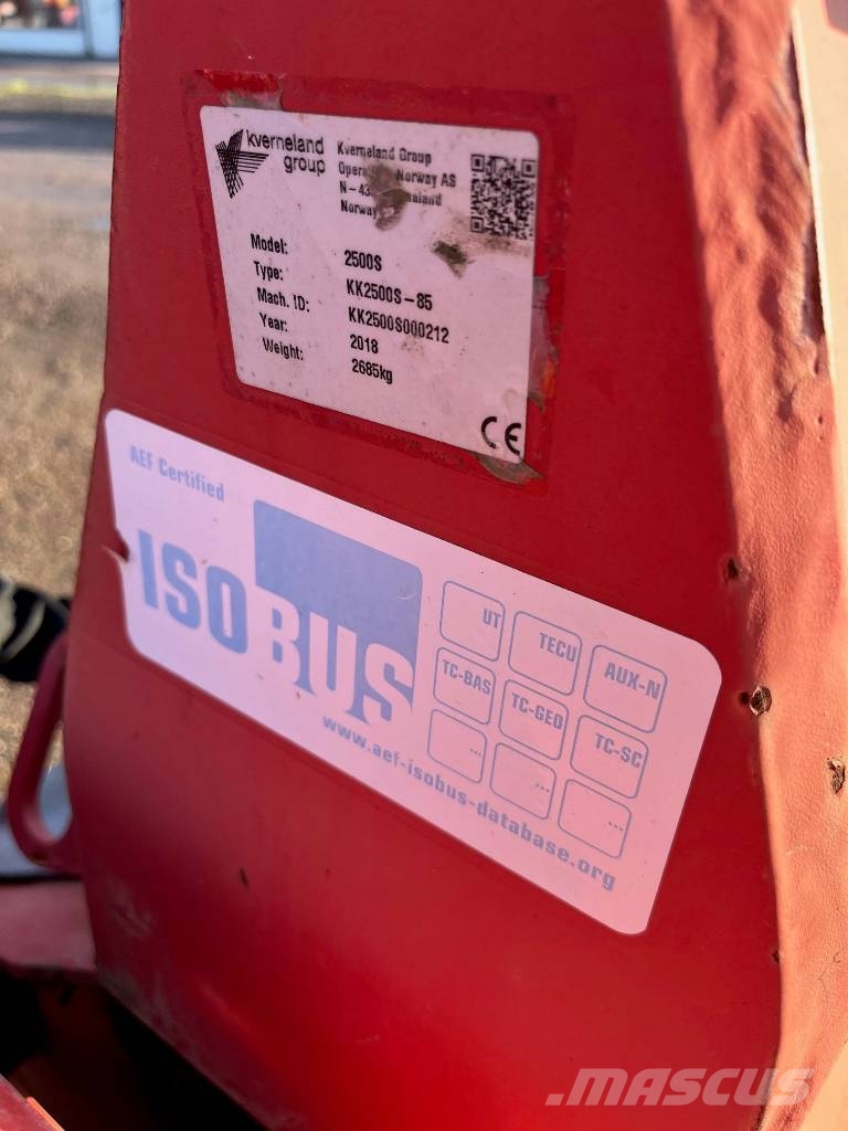Kverneland 2500S محاريث عكسية