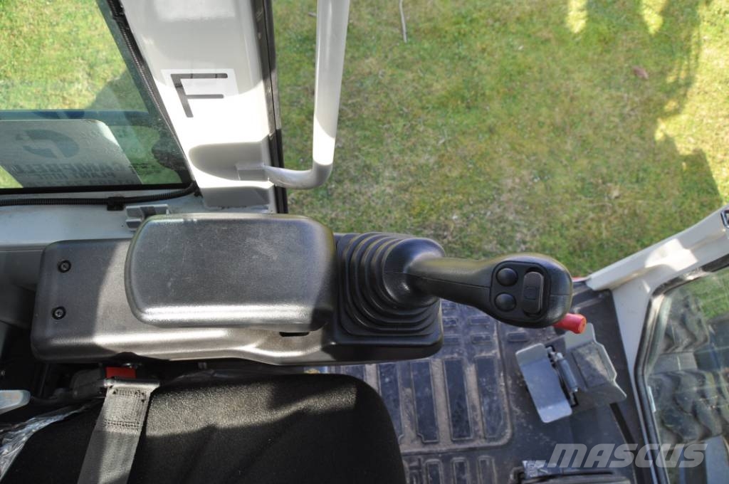 Takeuchi TB 395 W Wheeled excavators